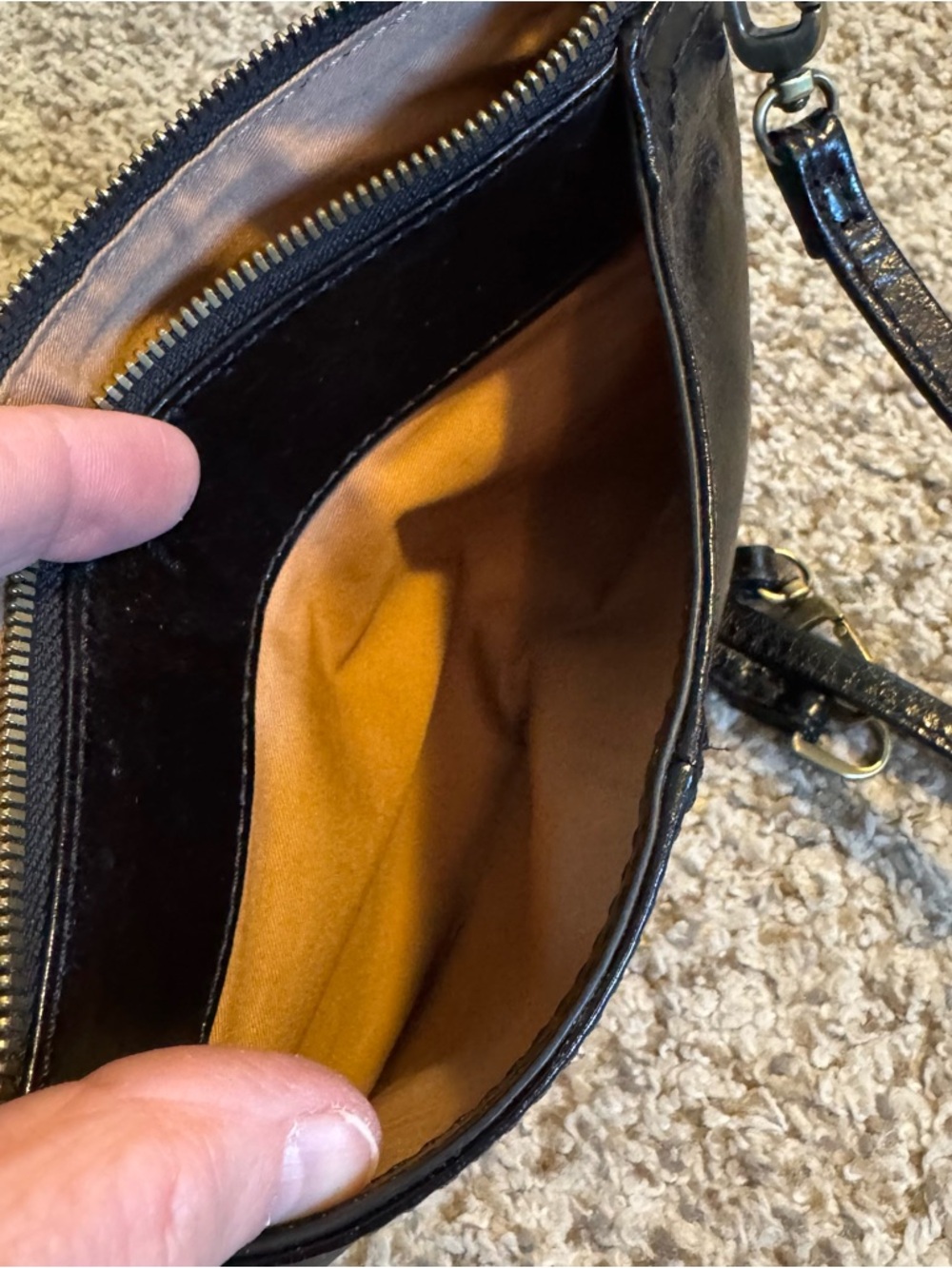 HOBO Darcy Leather Convertible 3-in-1 Crossbody Bag - Picture 6 of 7